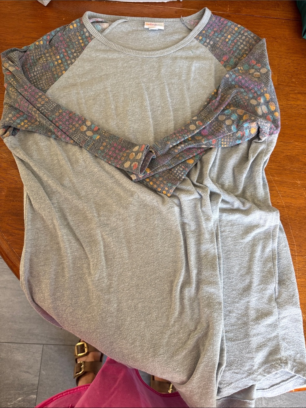 LuLaRoe Heather Gray Raglan with Multicolor Dot Sleeves